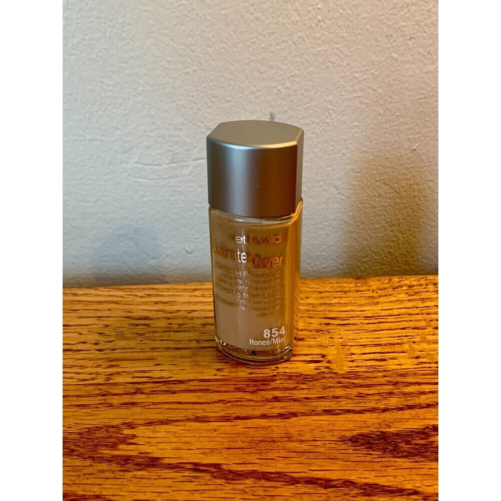 Wet’n Wild Ultimate Cover Smooth Foundation Discontinued, RARE #854 HONEE